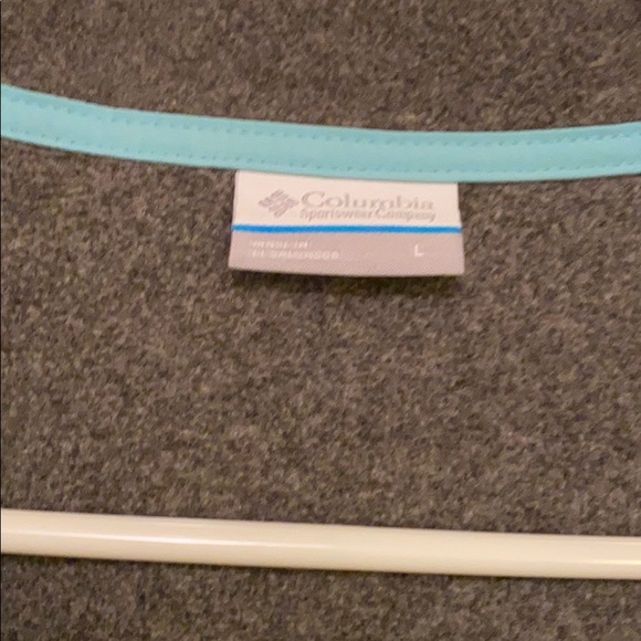 Columbia Sweater - Picture 3 of 3